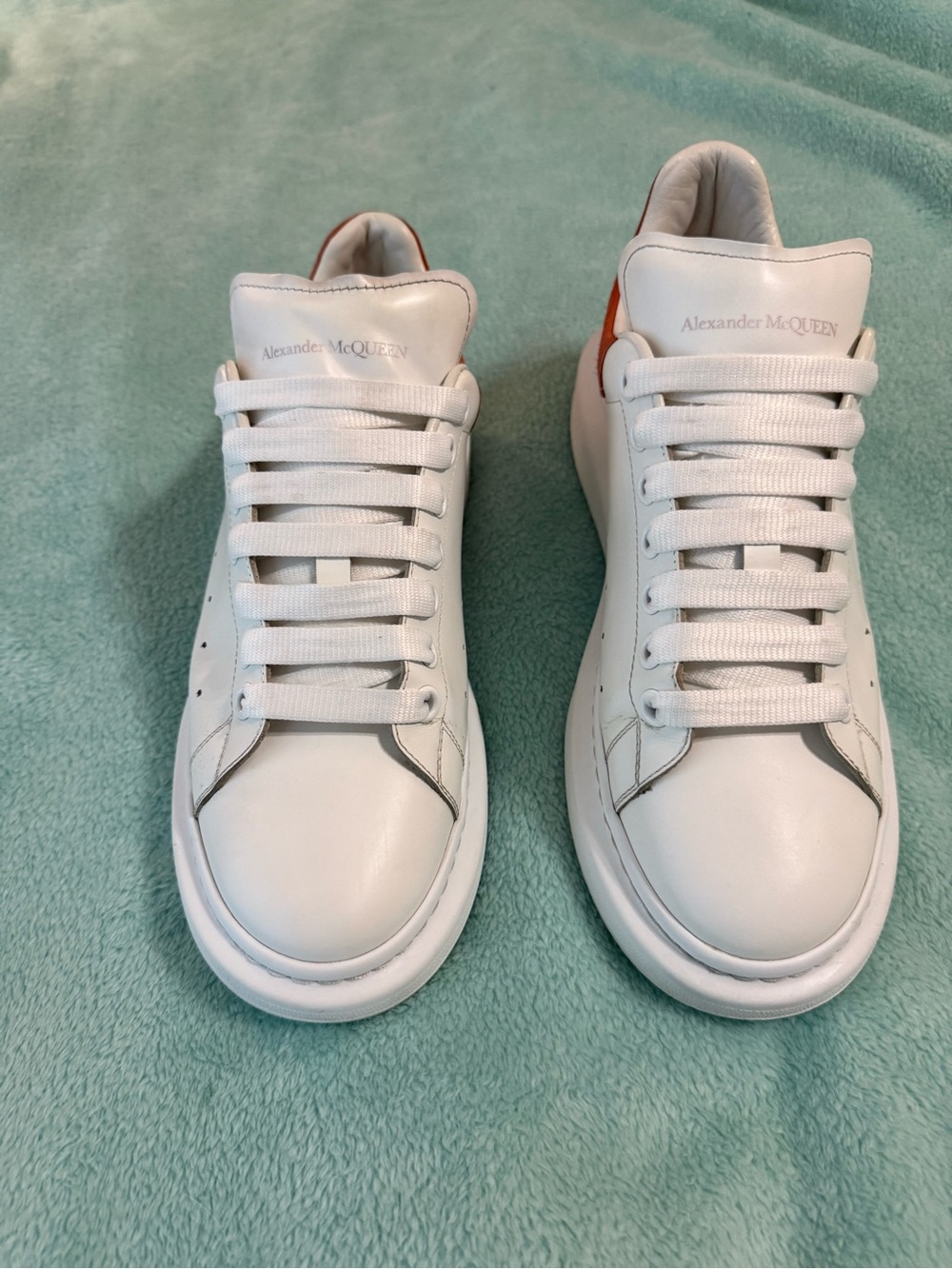 Alexander McQueen Oversized white and burnt orange sneakers men’s 10.5 - Picture 2 of 10